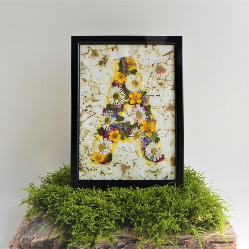 Flower initial letters for wall decor, pressed botanical frame art, couples gift image 5