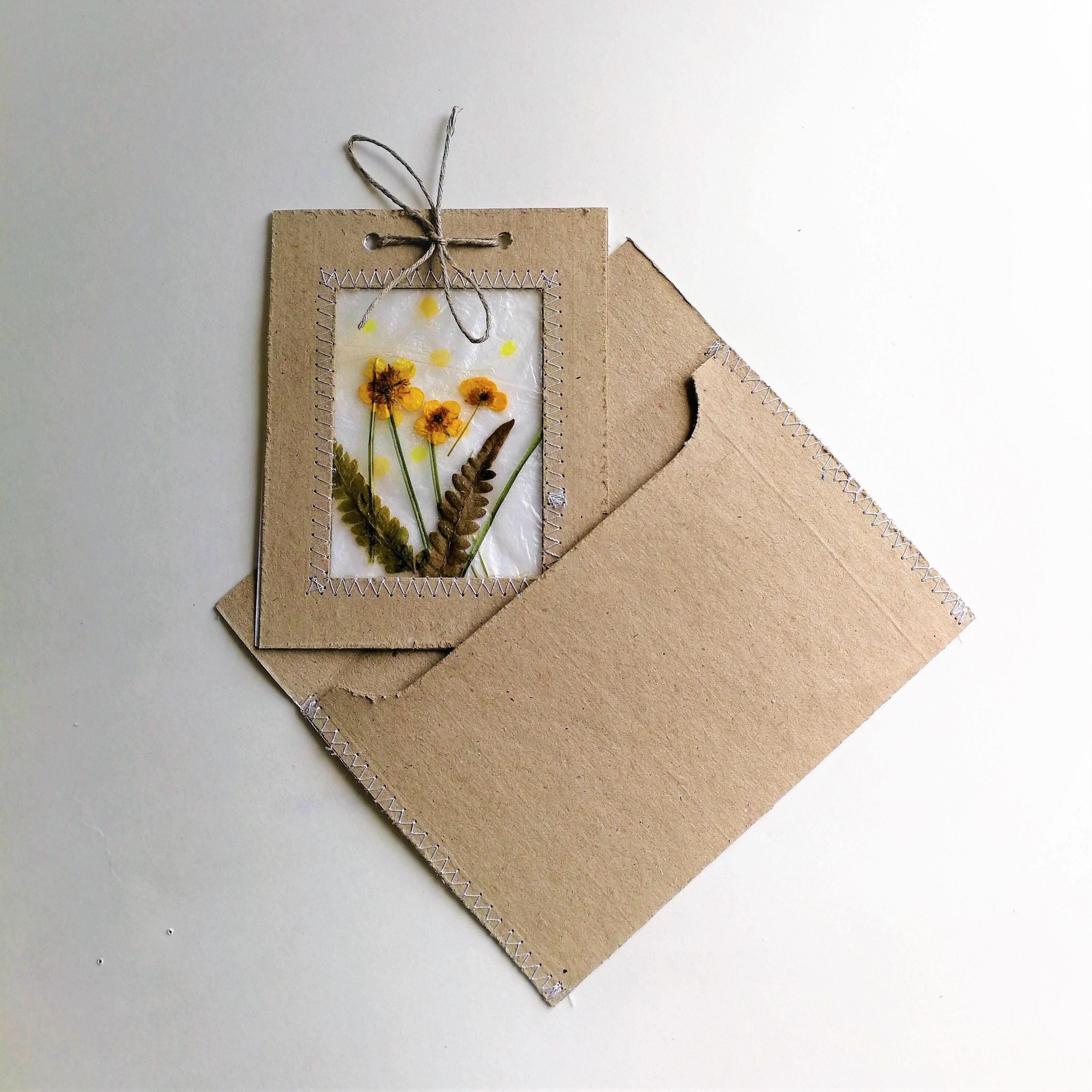 Craft Knife: Decoupaged Pressed Flower Greeting Cards, and a Real