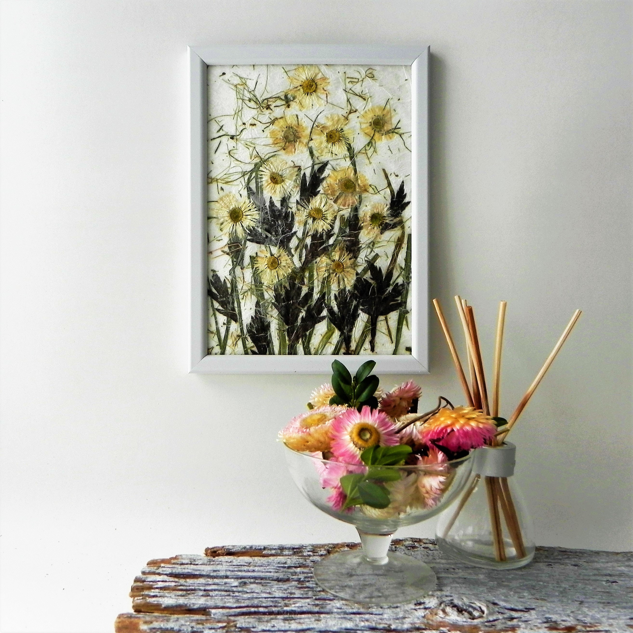 A Bunch Dried Daisy Flowers, Natural Dried Flower Arrangements – Art  Painting Canvas