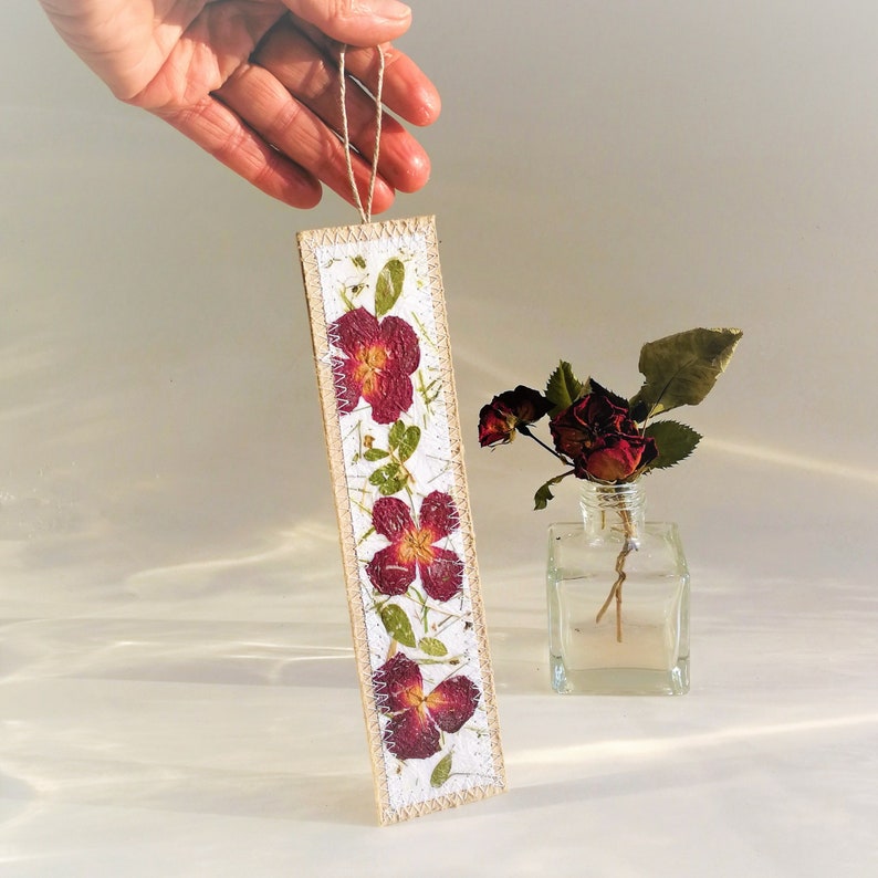 Pressed roses flower bookmarks, handmade book lovers hygge gift image 2