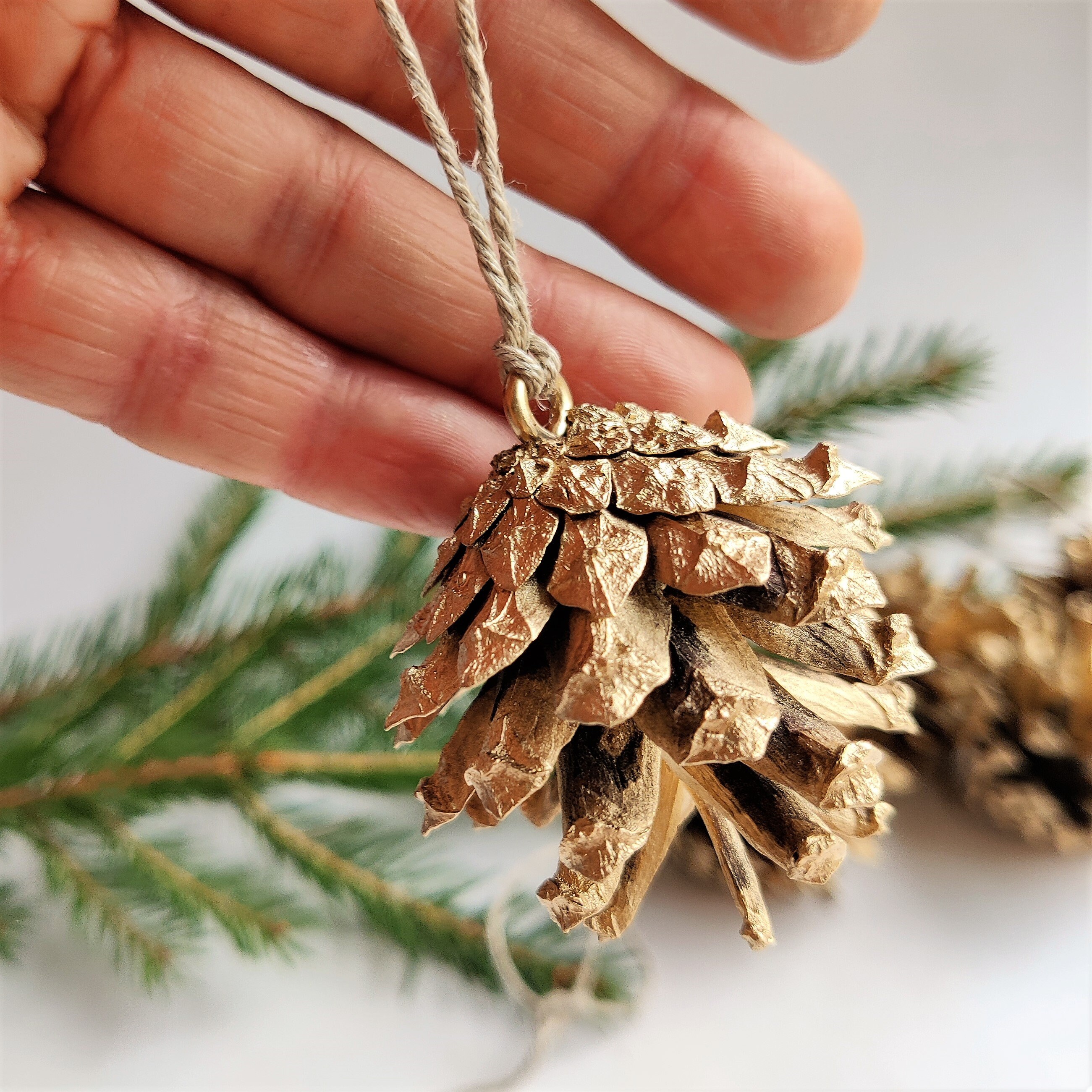 Pine Cone Christmas Tree Gold Ornaments, Set of 10 Real Pinecones Eco ...