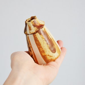 Vintage 1980s LOTTE REIMERS Rzadki rzadki niemiecki studio ceramiki brutalistyczne naczynie