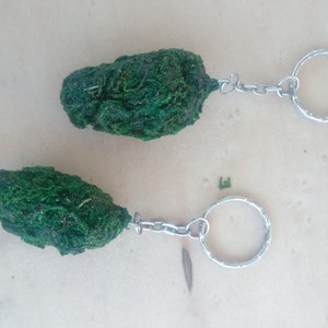 5 Pack Ganja Green Love Bud Keychain Fake Weed Nug Keychains