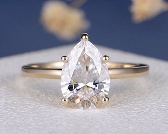 2ct Pear Shaped Moissanite Solitaire Engagement Ring 14K Solid Gold Moissanite Ring Minimalist Ring Simple Promise Ring Anniversary Ring