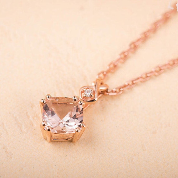 Mum Necklace Morganite Pendant - Etsy