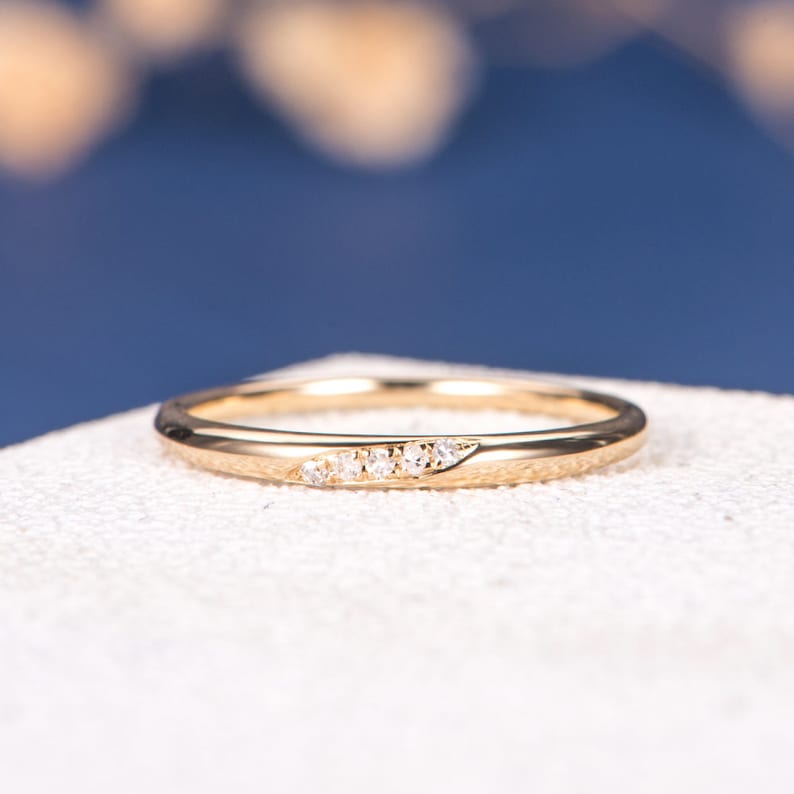 Wedding Band Diamond Wedding Ring Rose Gold Tiny Anniversary Minimalist Pave Engraving Matching Simple Bridal Stacking Ring Thin Gold Band