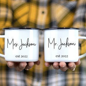 Mr and Mrs Mugs, Personalized Mr and Mrs Mugs, Engagement Gift, Bridal Shower Gift, Wedding Gift, Mr and Mrs Gifts,Anniversary Gift