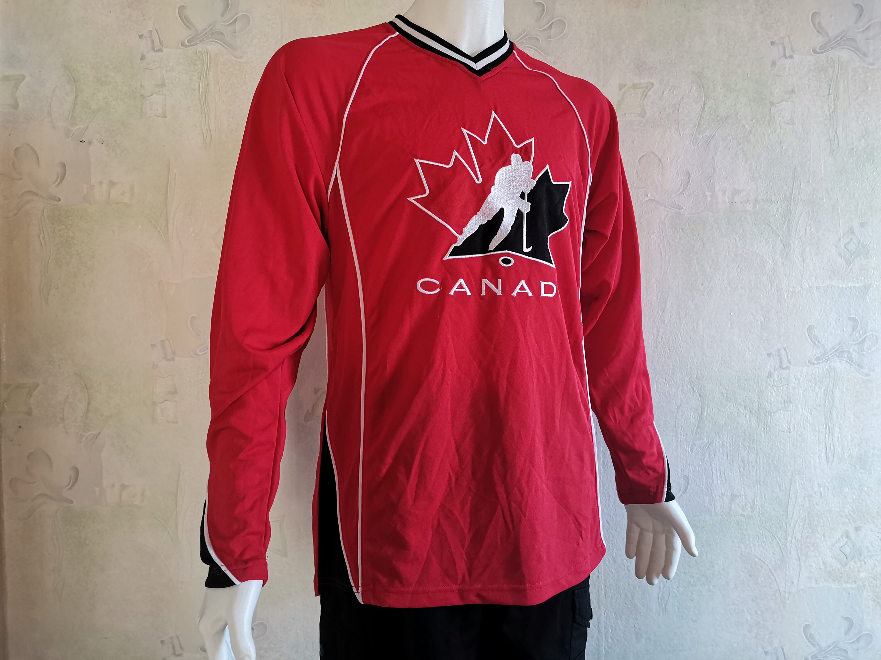 CCM Maska Vintage Team Canada Olympics Canada Cup Hockey Jersey Men's  Medium