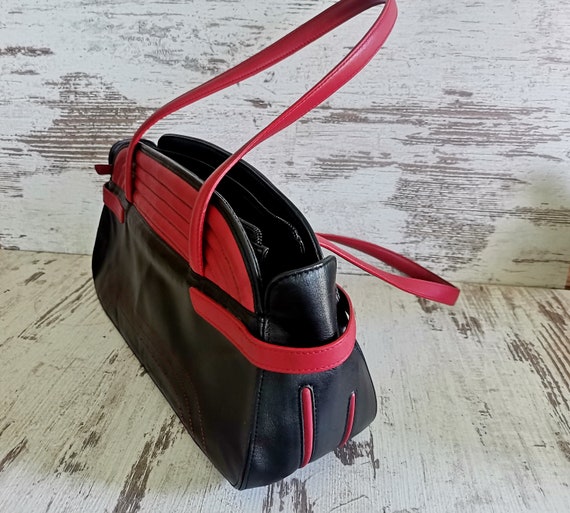 Vtg Rockabilly Faux Leather Bag, Black Red Stylis… - image 5