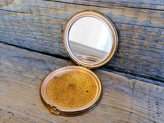 50s - 60s Retro Powder Compact with Mirror, Brass… - image 6