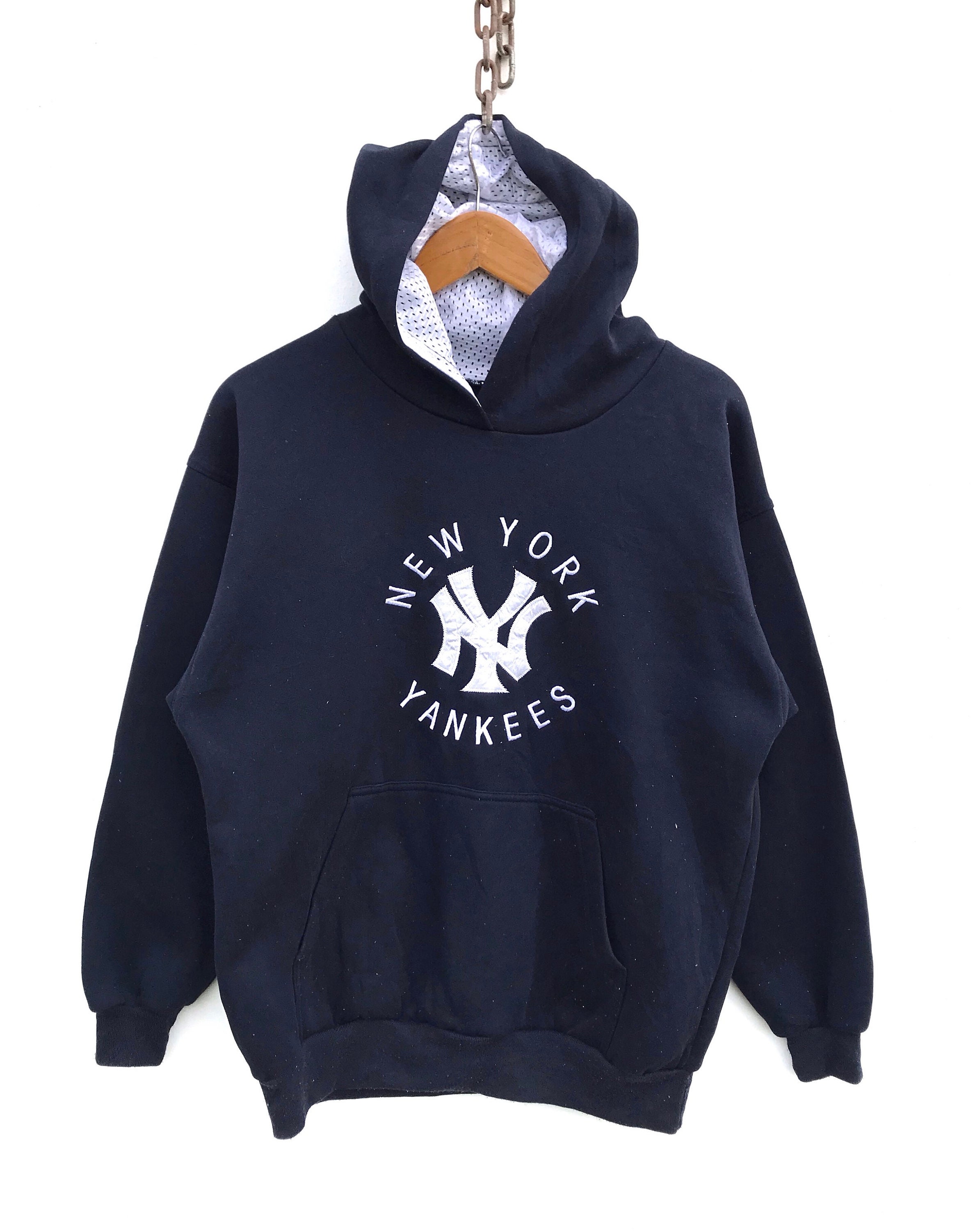 Women's New York Yankees V-Neck Holiday Sweater » Moiderer's