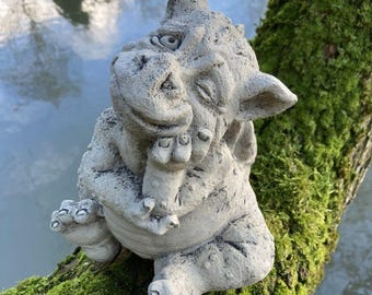 Gartenskulptur Mr Ratty – Antikes Design Aus Kunstharz, Wetterfest, Bronze-Effekt