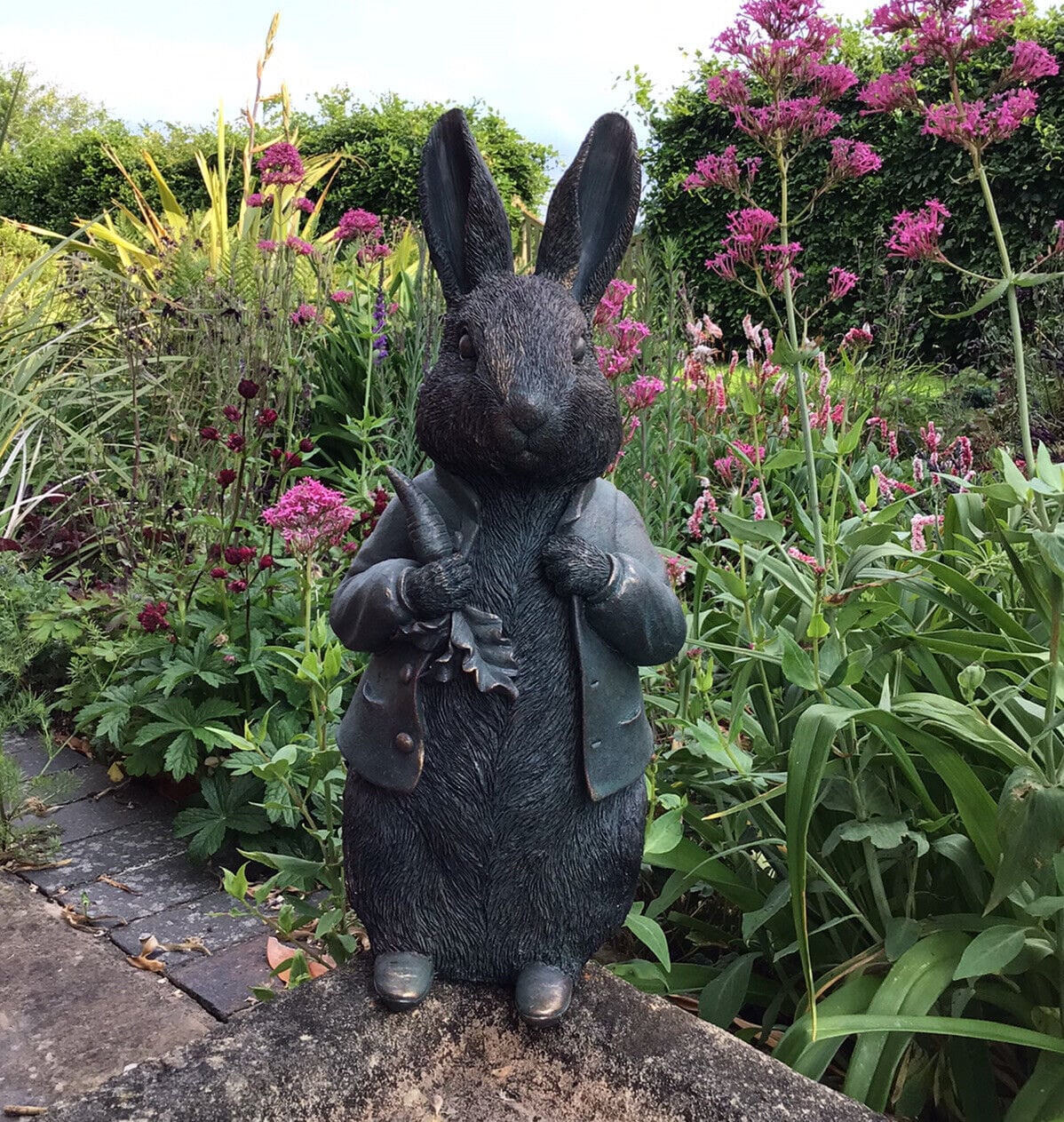 Resin Peter Rabbit Resin Garden Large Peter Rabbit Ornament - Etsy UK