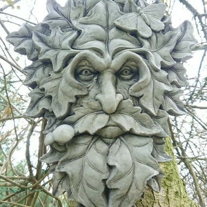Reconstituted Stone Garden Ivy & Butterfly Green Man Face Leaf Wall Plaque
