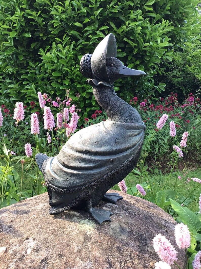 Resin Garden Large Jemima Puddle Duck Ornament - Etsy