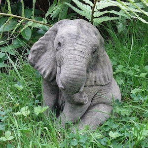 Reconstituted stone garden small elephant statue ornament