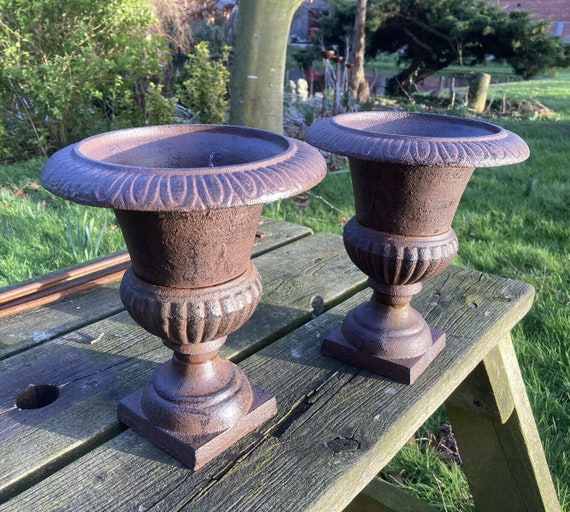 black ceramic planters Ceramic Planters main image 0