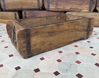 Rustic Primitive Farmhouse Decor Vintage Wooden Brick Mold W/ Iron Handles Box 13x6x4 Tray Planter Bowl Crate Bucket Drawer