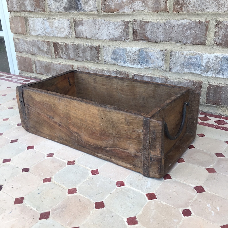 Rustic Primitive Farmhouse Decor Vintage Wooden Brick Mold W/ Iron Handles Box 13x6x4 Tray Planter Bowl Crate Bucket Drawer image 1