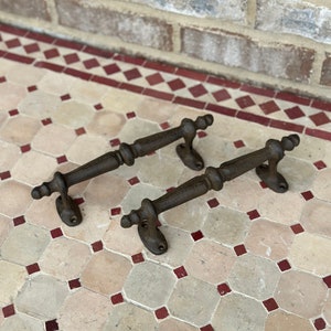 Set Of 2 - French Country Style Cast Iron Handles Barn Rustic Farmhouse Cabinet Door Pull Drawer