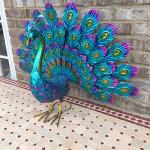 Beautiful Large Metal Peacock Statue Sculpture Garden Yard Art Home Decor