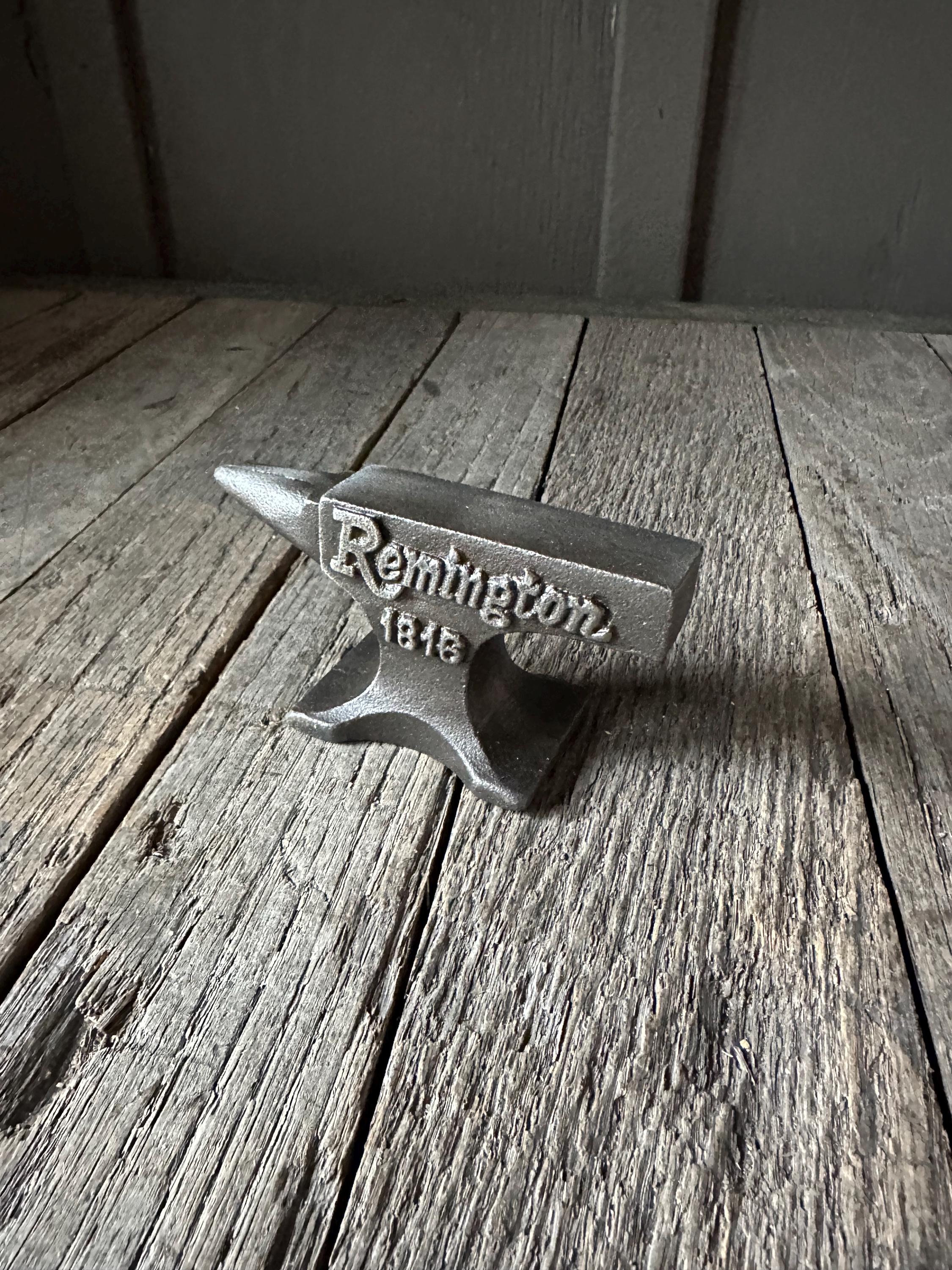 アンティーク雑貨 Vintage Anvil Paperweight Vintage Anvil Paperweight - Etsy
