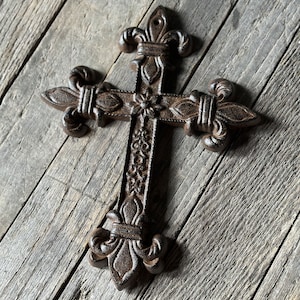 Large FLEUR DE LIS Cross Antique Brown Patina Finish for wall mounting 9" x 13” Heavy