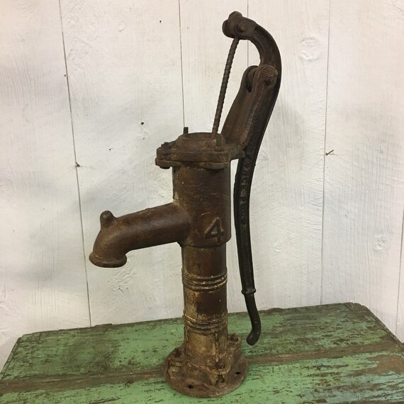 Antique Cast Iron Water Pump Garden Yard Art Farmhouse Decor Etsy
