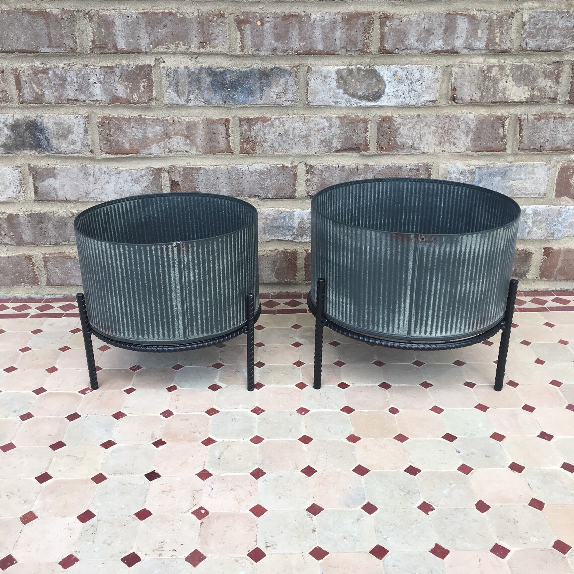 Set Of 2 Galvanized Round Metal Planters On Stand Modern | Etsy