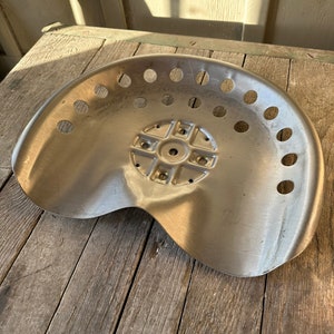 One (1) Polished Metal Tractor Seats Rustic Ranch Farm Wagon Stool Home Antique