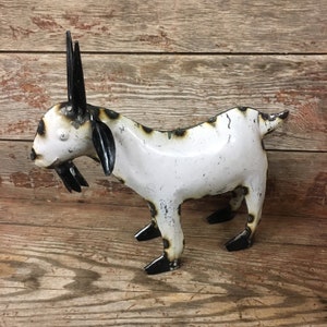 Cute Hand-Made Metal Goat Statue Figurine Folk Art Farmhouse Shic Baby Kid Billy Rustic