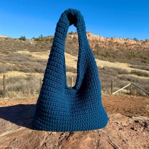 Crochet Hobo Bag Pattern: Structured Tote (PDF Pattern)