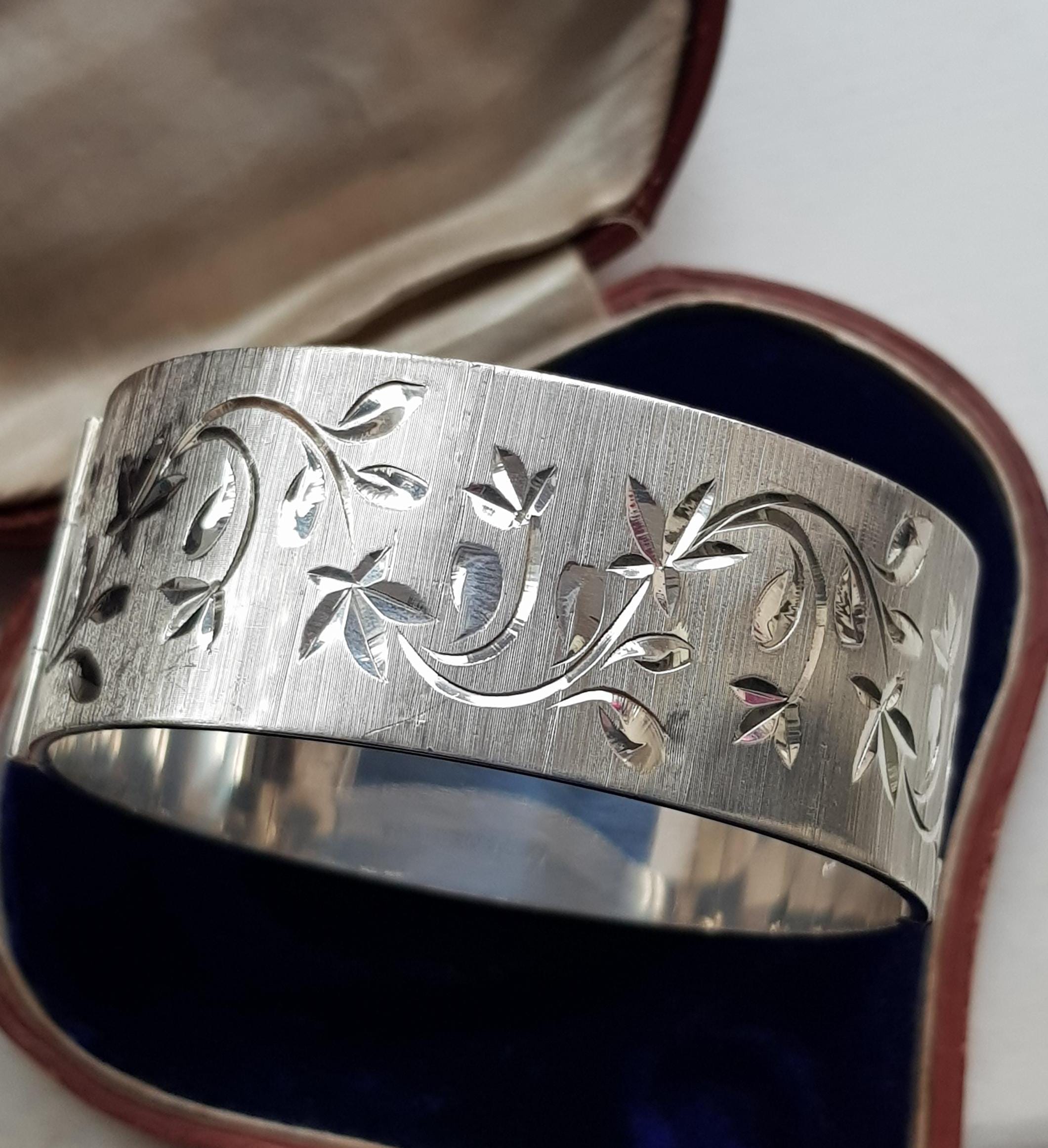 Silver Bangle 1976 - Etsy