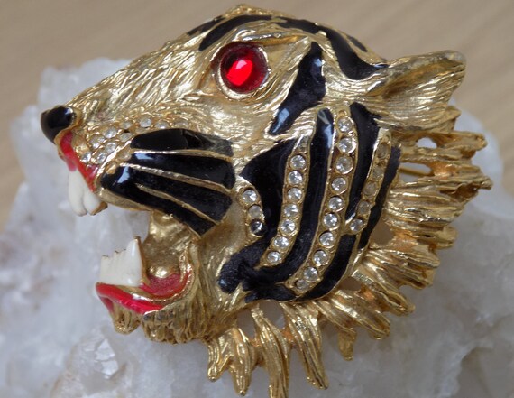 Vintage Roaring Tiger Head Brooch | Vintage Tiger