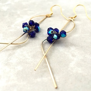 Långa vågiga örhängen | Minimalistiska fina örhängen | Vågiga örhängen i guld | Vågiga örhängen i silver | Naturstenar | Unika smycken