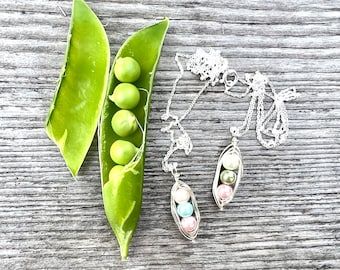 Pea pod pendant made by hand