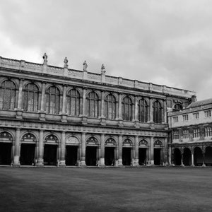 Trinity College Cambridge University, Cambridge Gift, Cambridge Punting Photo, Cambridge UK, Gallery Wall Prints, Trinity College Gift