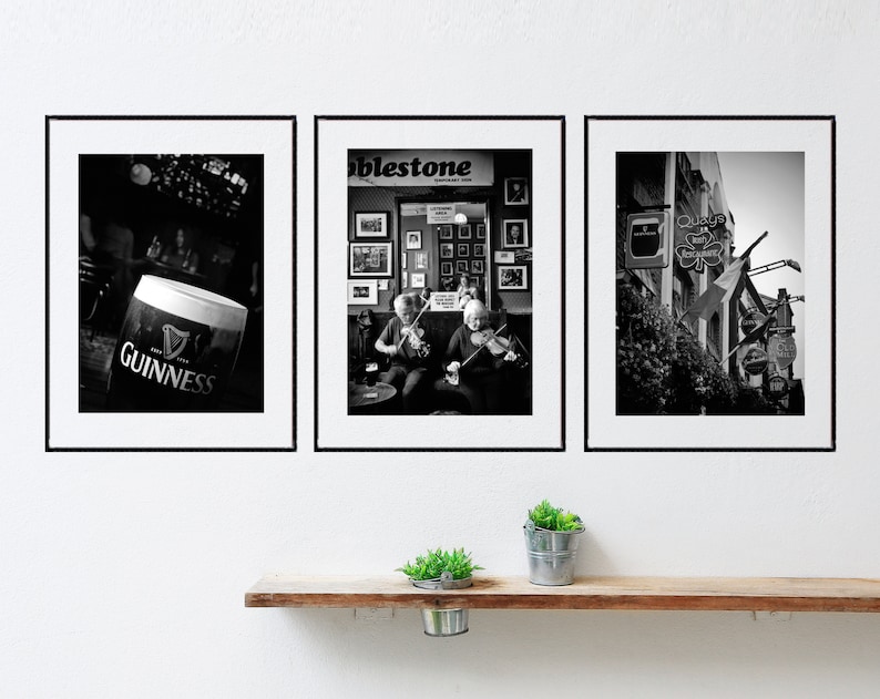 Dublin Irish Pub Black And White Photography Prints Gallery Wall Set Of Three zdjęcie 1