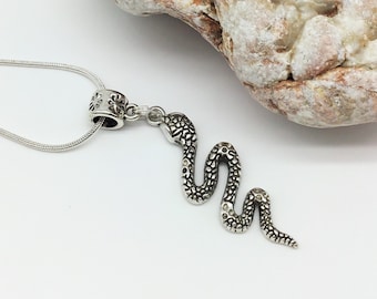 Schlange Halskette mit Schlange Charms, Reptil Halskette, Schlange Schmuck