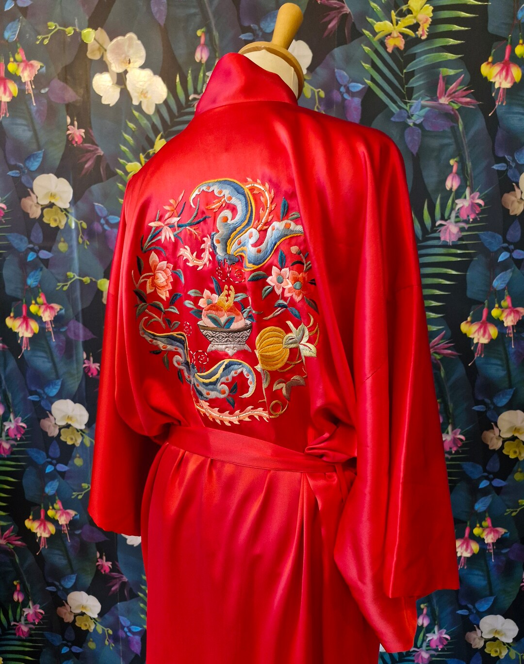 Vintage Chinese Hand Embroidered Silk Robe-dunhuang Chinese Hand ...