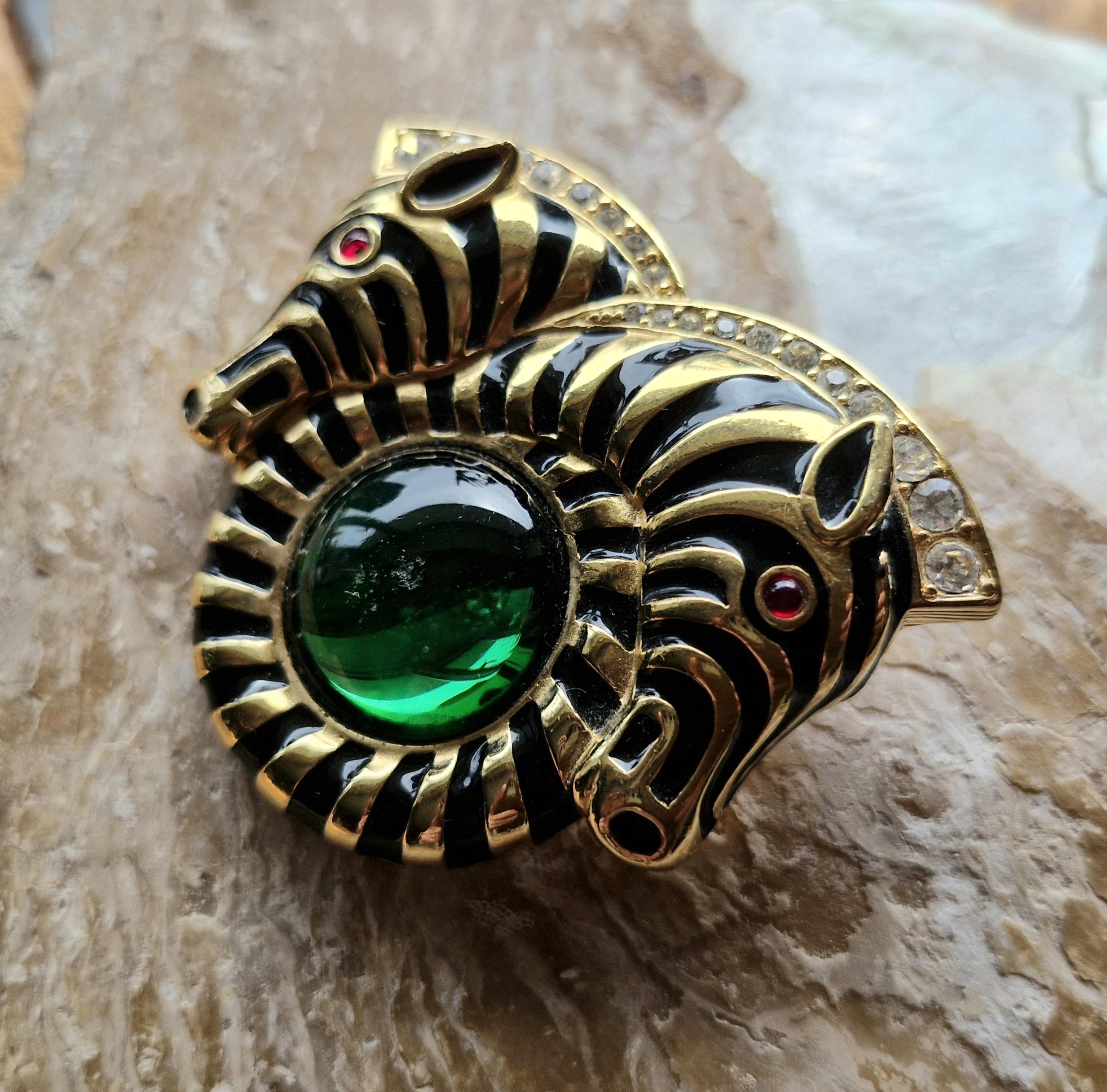 Trifari bird brooch - Etsy 日本