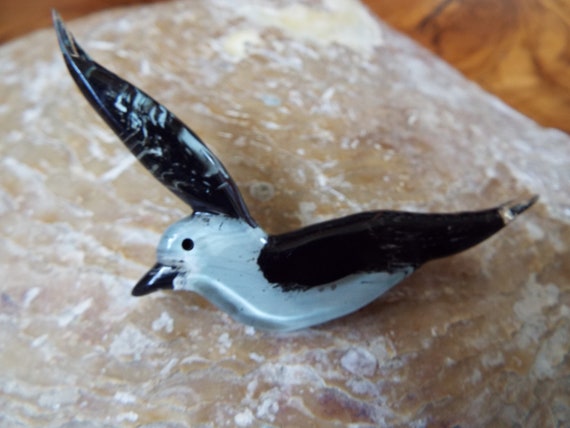 Vintage Lucite Seagull Brooch~1940s Painted Lucite