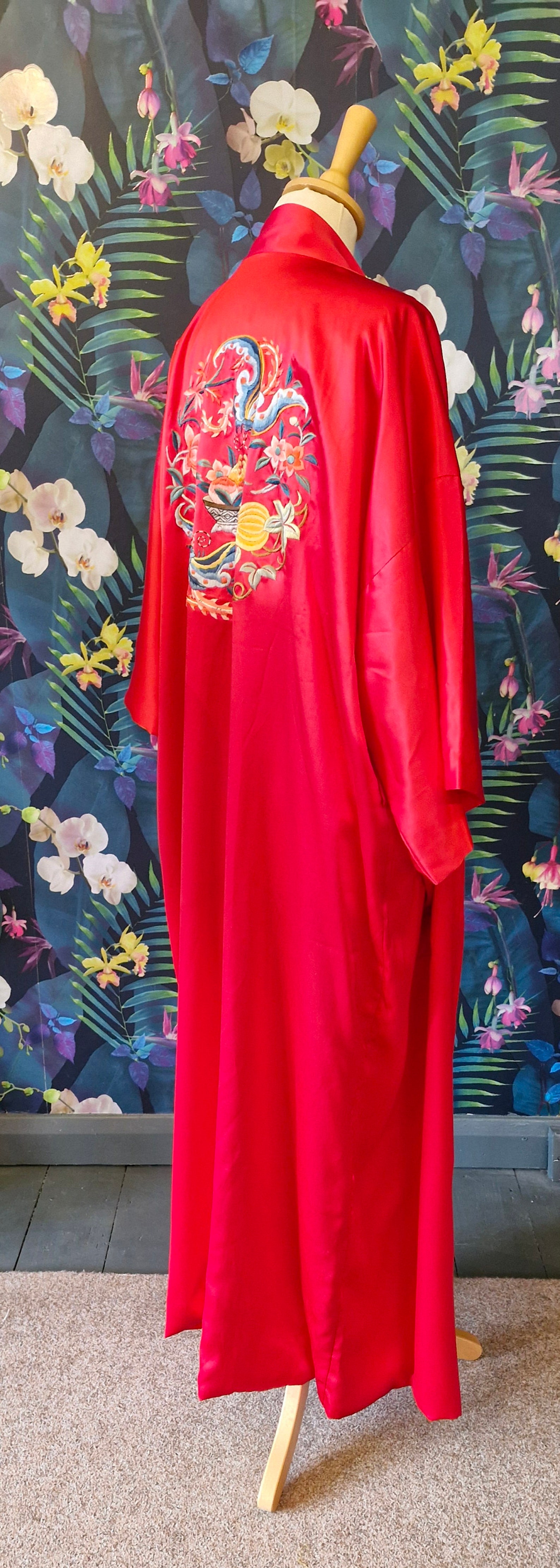 Vintage Chinese Hand Embroidered Silk Robe-dunhuang Chinese Hand ...