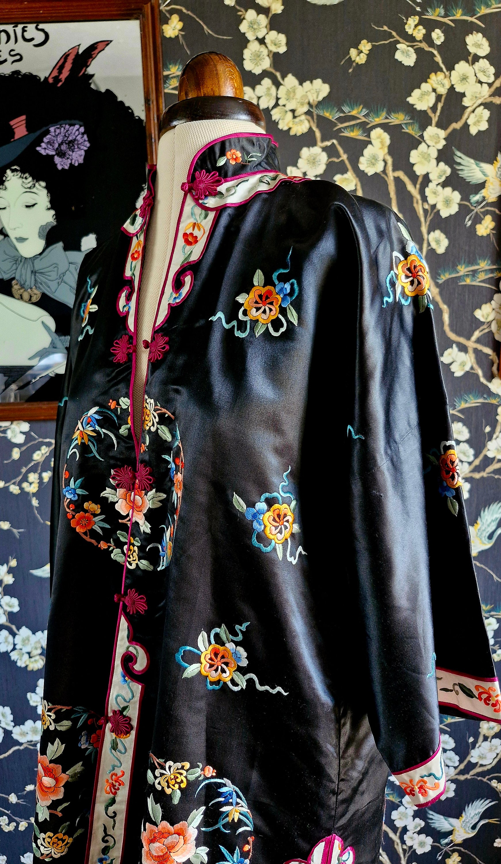 Vintage Silk Chinese Robe - Etsy Vintage Silk Chinese Robe - Etsy
