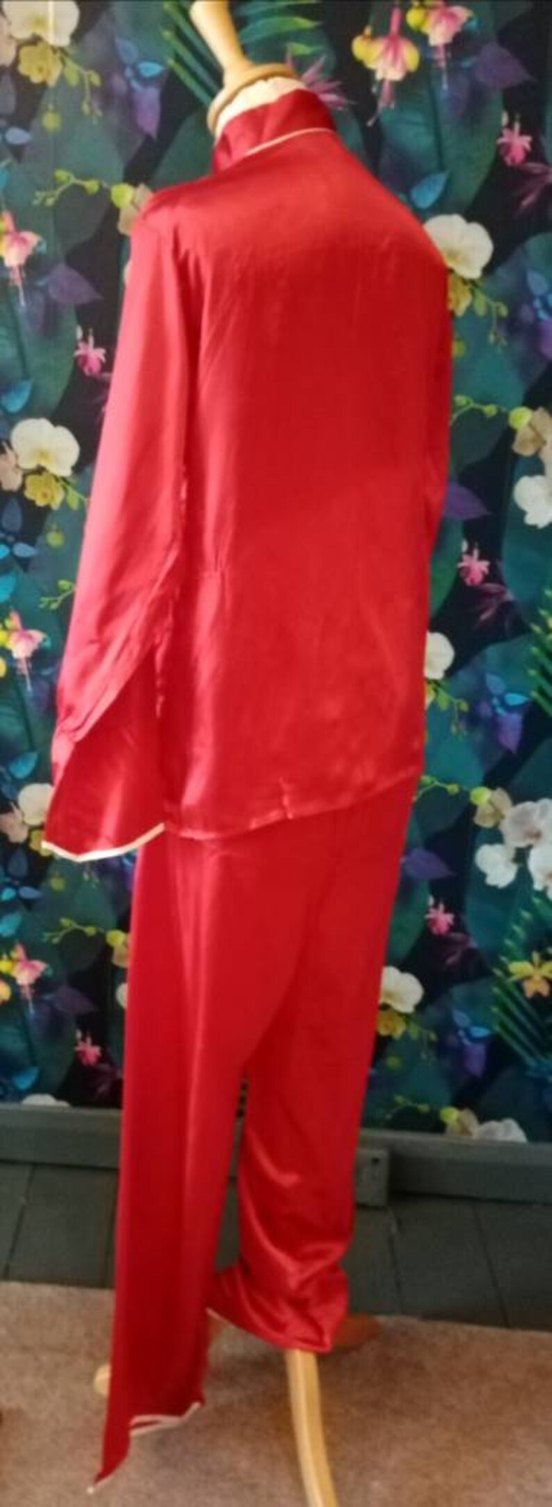 Vintage Chinese Pyjamas - 1940s -50s Embroidered Chinese Tourist ...