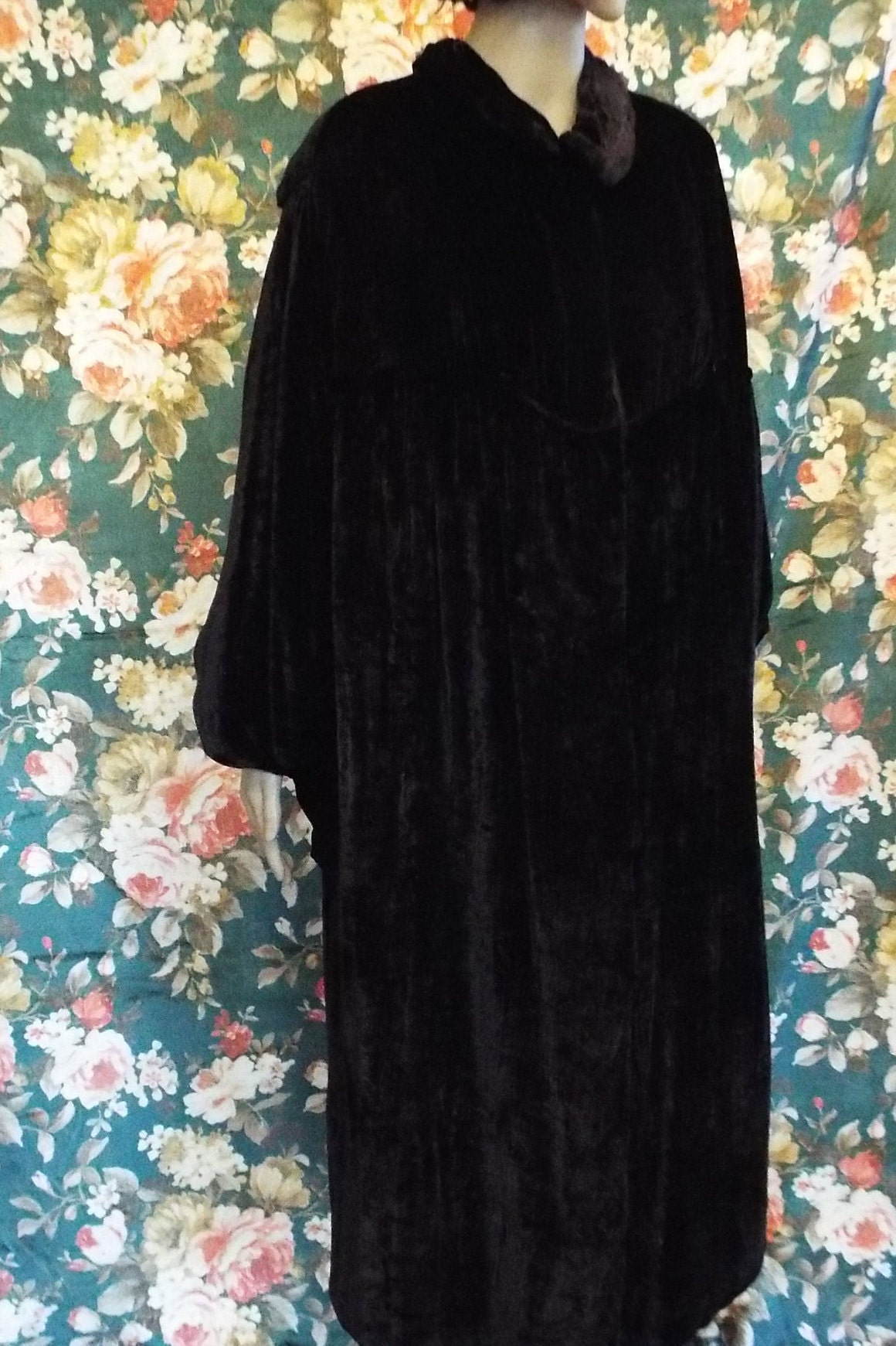 Antique Velvet Cocoon Opera Coat1920s Lame Flecked Velvet | Etsy