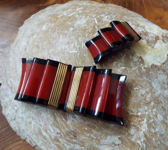 Vintage Bakelite Ribbon Buckle with Dress Clip~193
