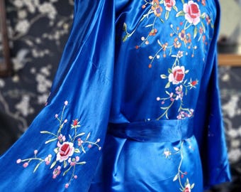 Vintage Chinese Embroidered Kimono-1970s Silk Embroidered Kimono Robe-Chinese Silk Plum Blossoms Kimono