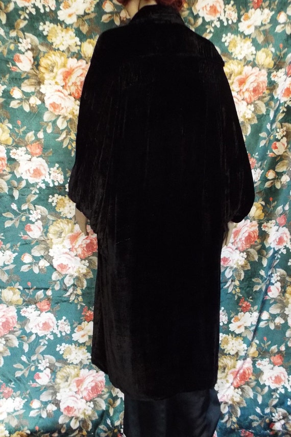 Antique Velvet Cocoon Opera Coat~1920s Lame Fleck… - image 8