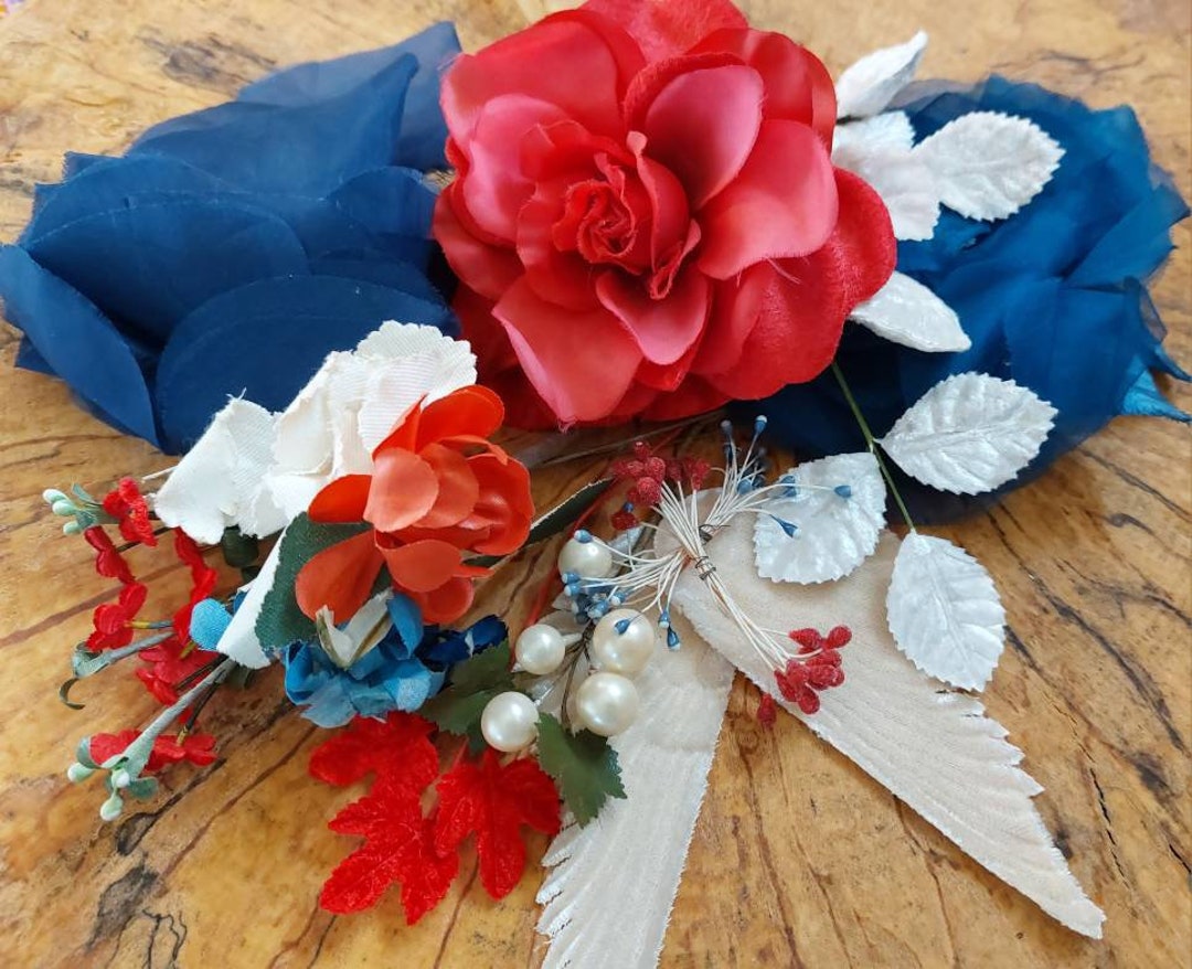Vintage Millinery Flowers1940s to 50s Corsage and Hat Flowers, Berries